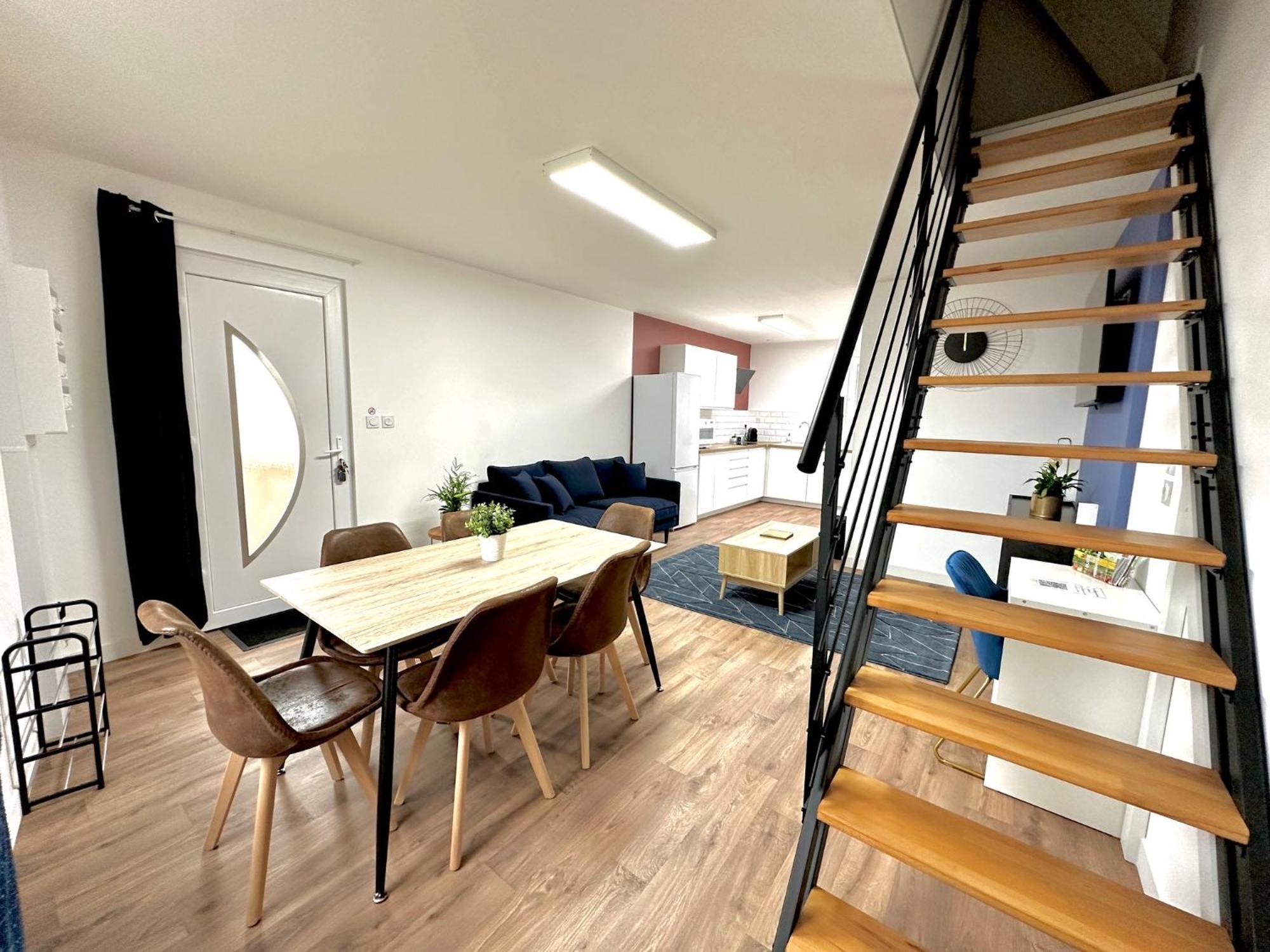 L'Equinoxe - Parking Prive - Zapart'Hotels Malesherbes Exteriör bild